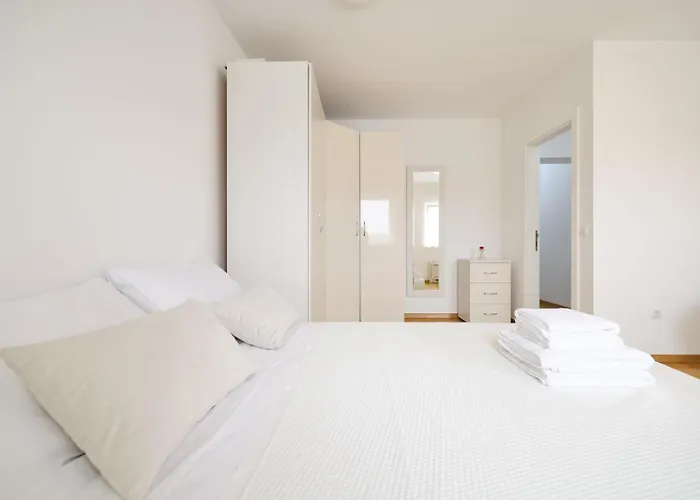 M&D Apartment